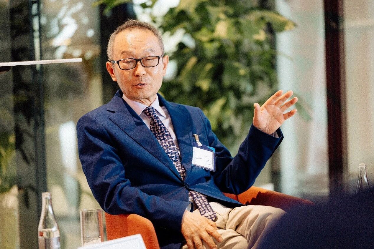 beat365手机版官网院长张军出席瑞士圣加仑论坛